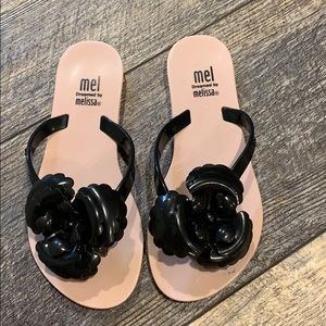 Girls pink and black Mel flip flops